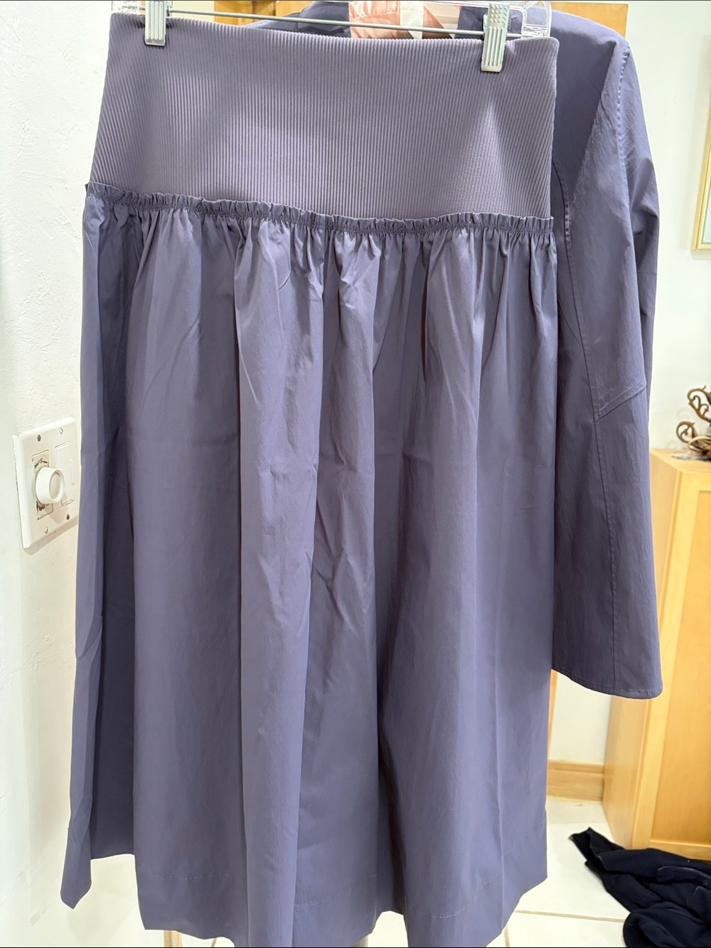 Athleta Purple/grey midi skirt